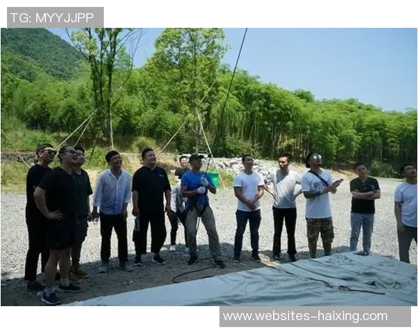 北京攀岩队团队协作模式深度解析与其他队伍的对比研究